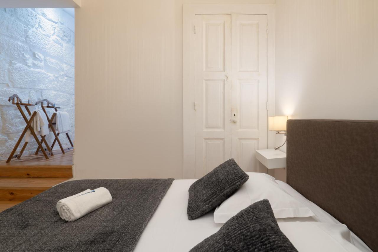 Host Wise - Homely Noble Flats - Garden & Jacuzzi Porto Luaran gambar