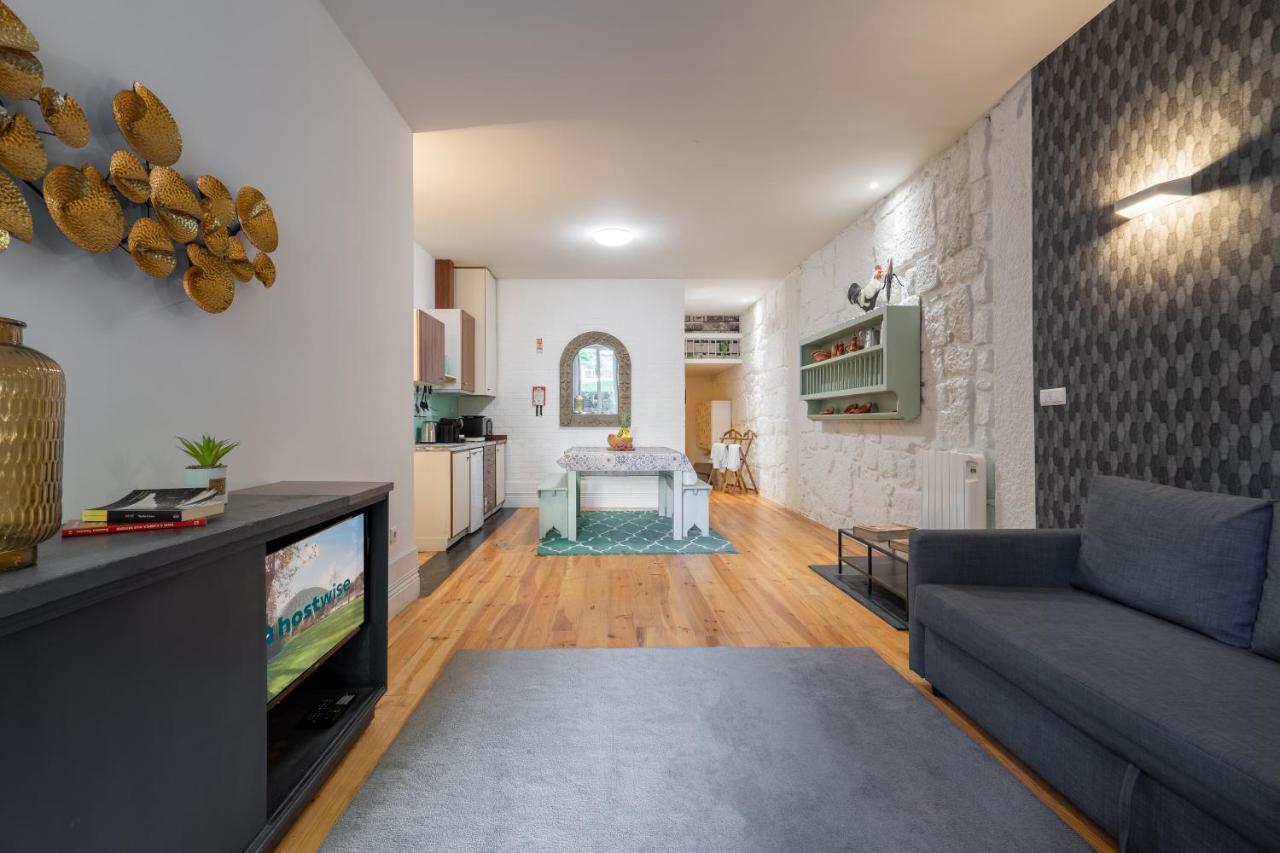 Host Wise - Homely Noble Flats - Garden & Jacuzzi Porto Luaran gambar