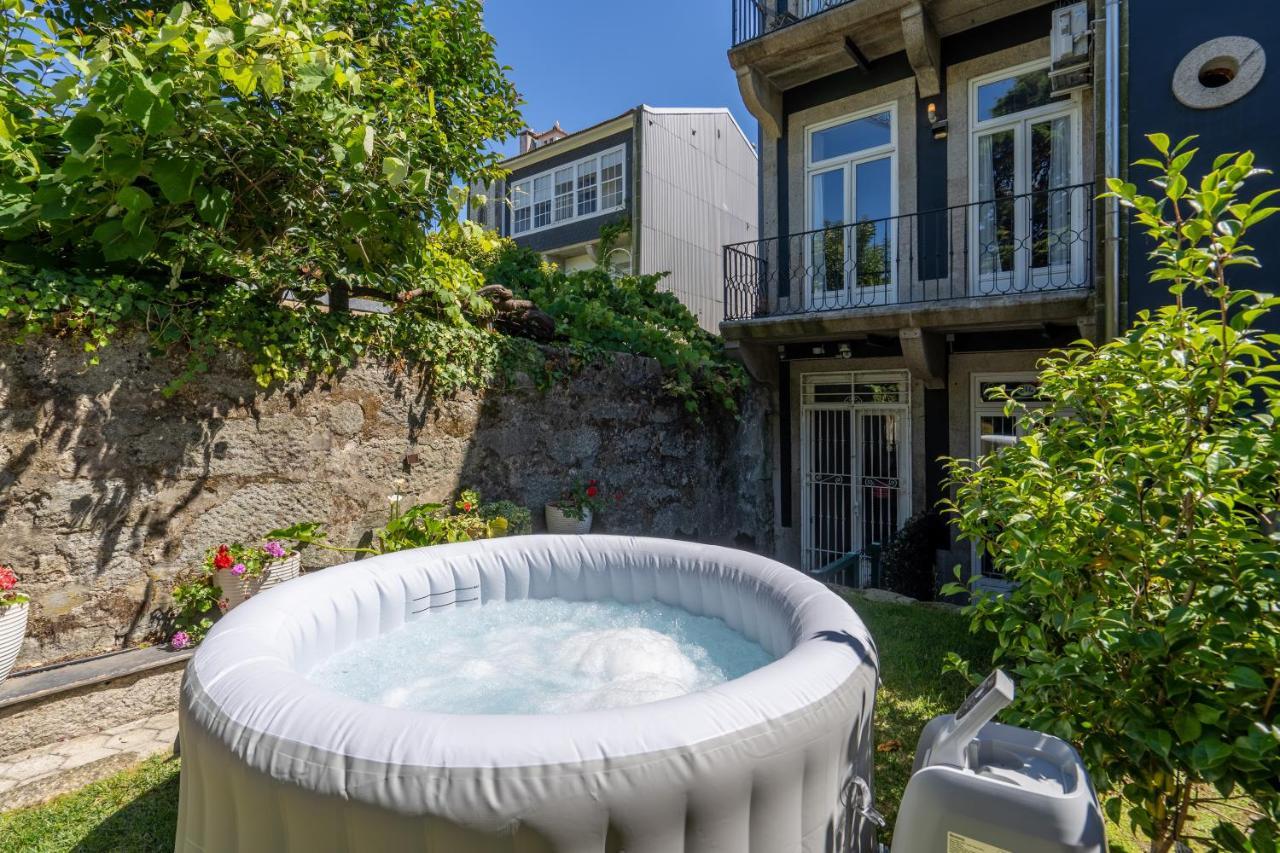 Host Wise - Homely Noble Flats - Garden & Jacuzzi Porto Luaran gambar